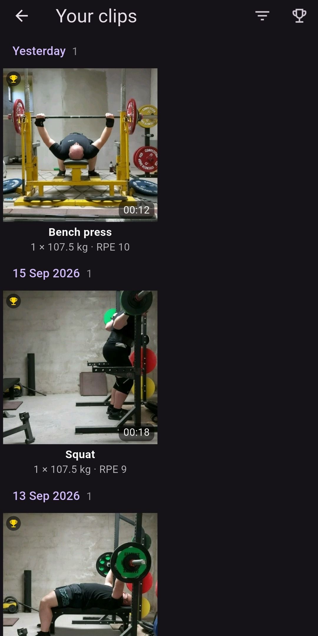 Lift Recorder’s clips grouped by day, each labelled with exercise, weight, reps and RPE, with trophies on personal records